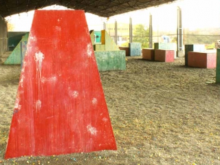 Paintball Indoor: Blick auf das Speedball - Indoorfeld - Teil 3